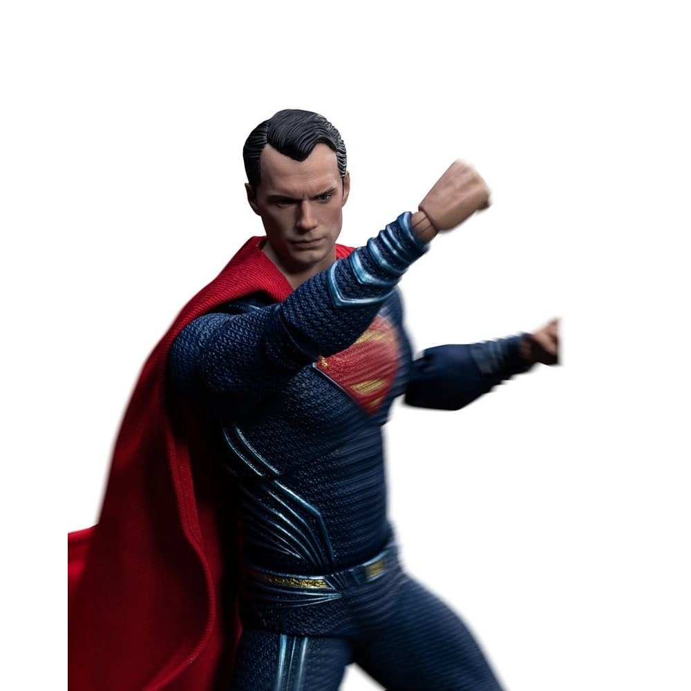 DC Comics Batman v Superman : L'Aube de la justice figurine Superman 2.0