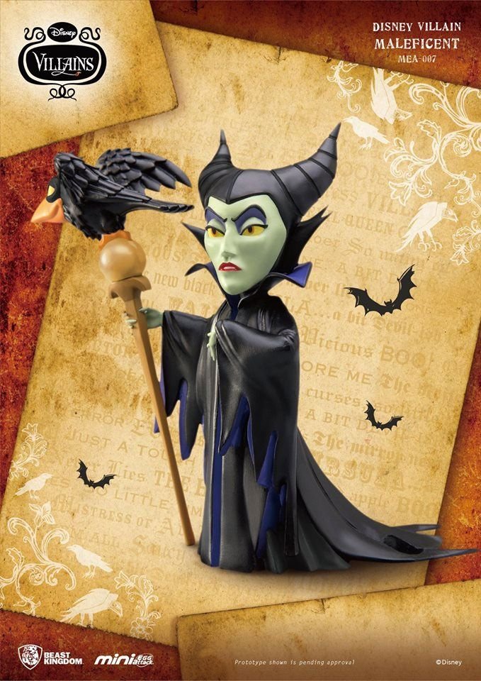 Figurine Disney VILLAINS Mini Egg Attack Maleficent 9cm - La belle au bois dormant