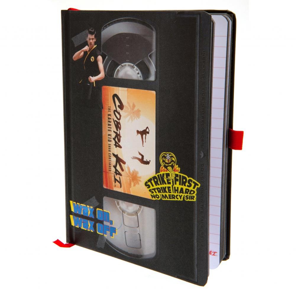 Carnet Cobra Kai premium VHS - Cobra Kai